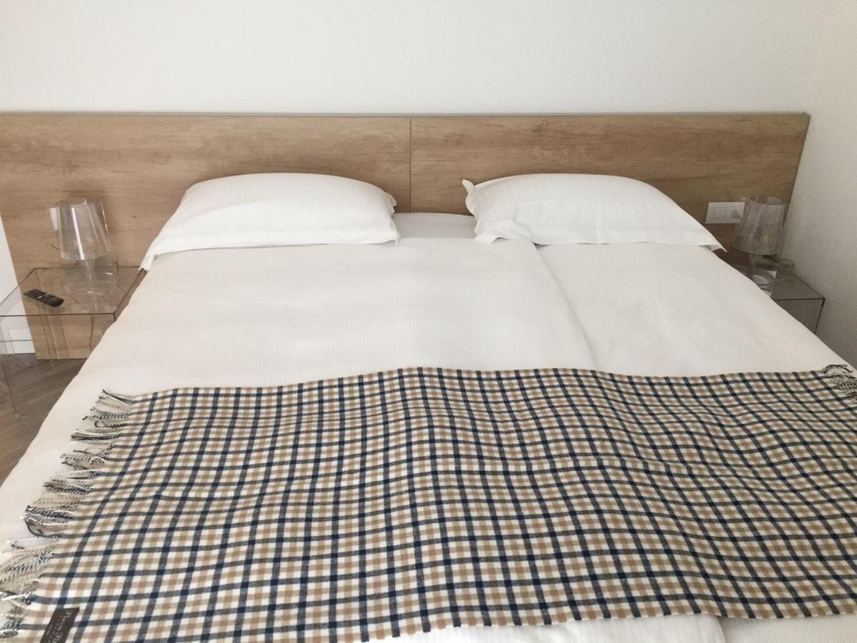 Hotel Garni Villa Maria Riva del Garda Luaran gambar